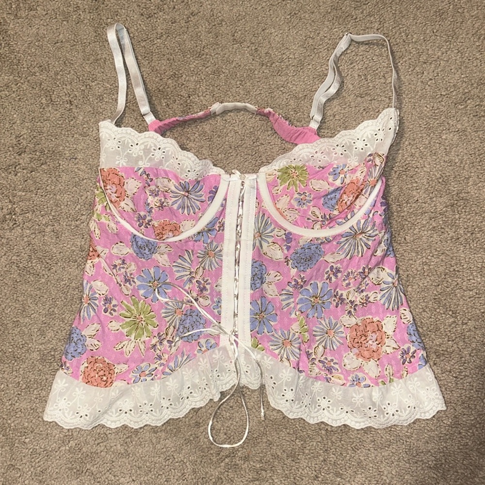 Women’s corset top size large
